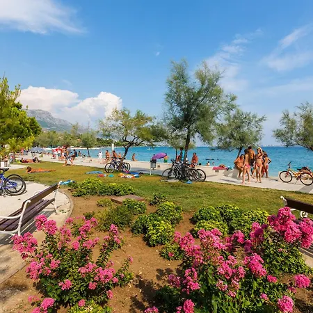 Apartamento With Parking Space Kastel Stari, - 24469