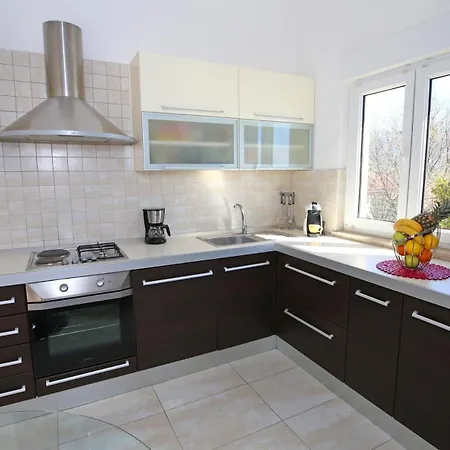 With Parking Space Kastel Stari, - 24469 Apartamento Kaštela